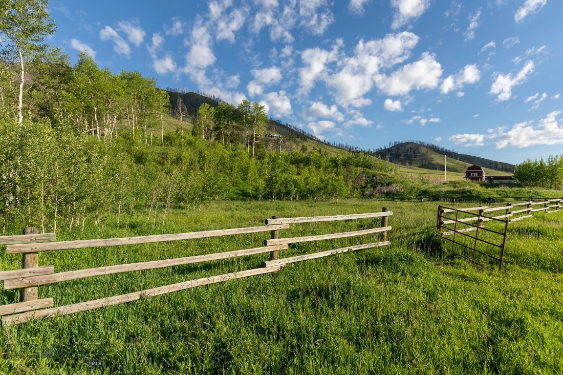 Alpenhauser - Land