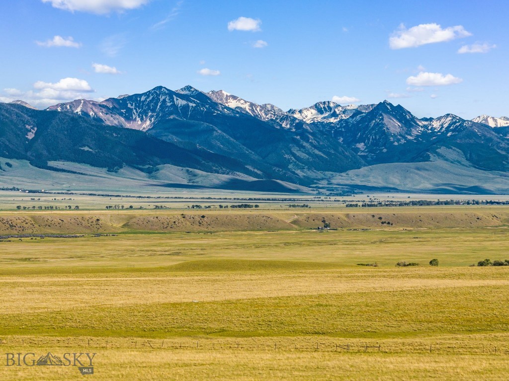 Pronghorn Meadows - Land