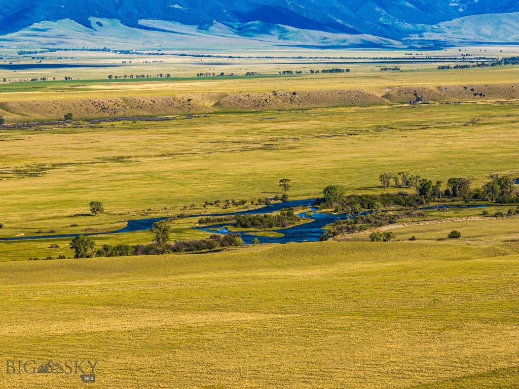 Pronghorn Meadows - Land