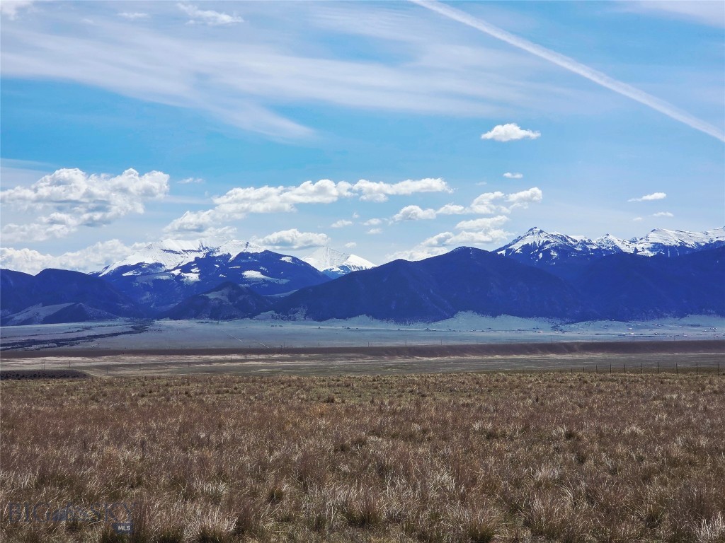 Pronghorn Meadows - Land