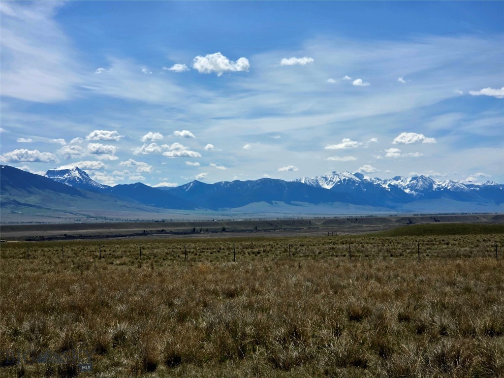 Pronghorn Meadows - Land