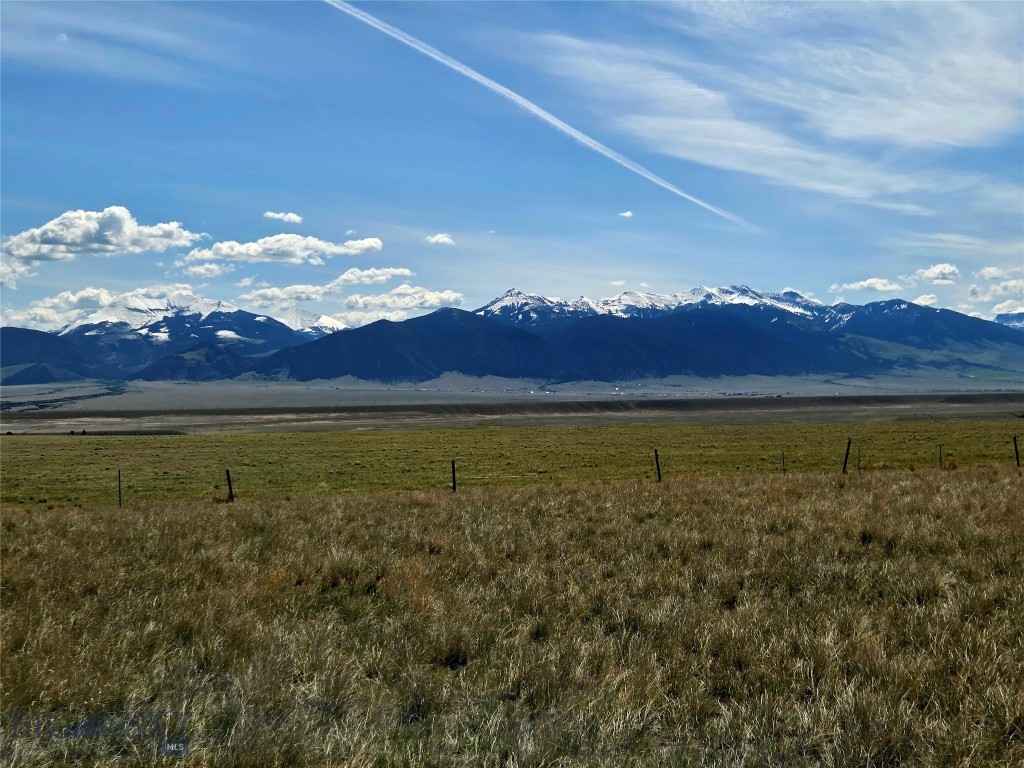 Pronghorn Meadows - Land