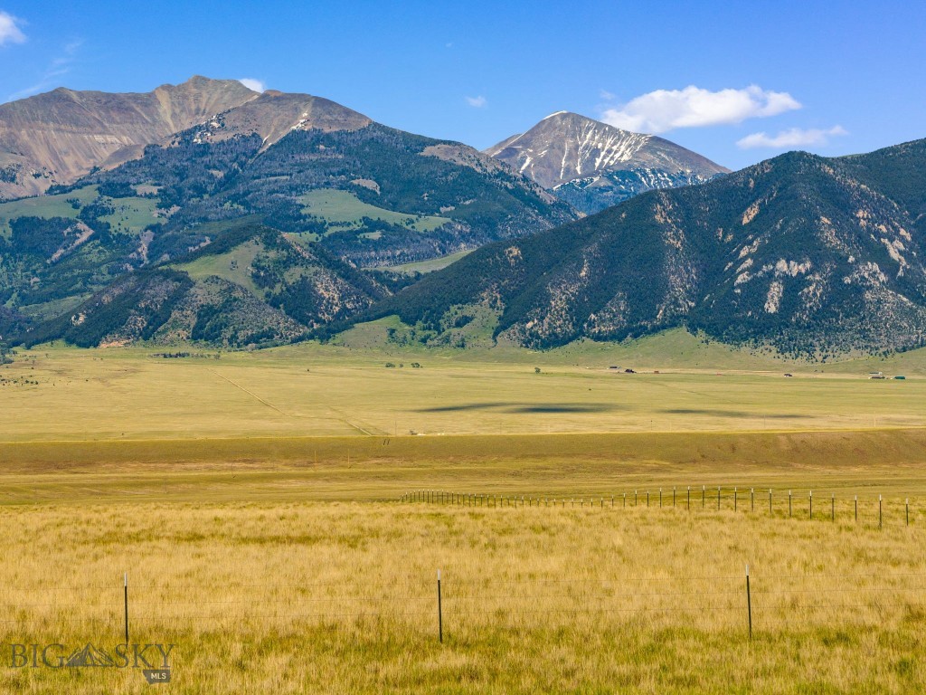 Pronghorn Meadows - Land