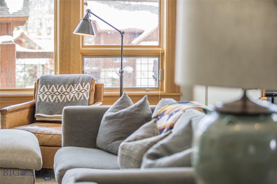 Black Eagle Lodge Condo - Residential