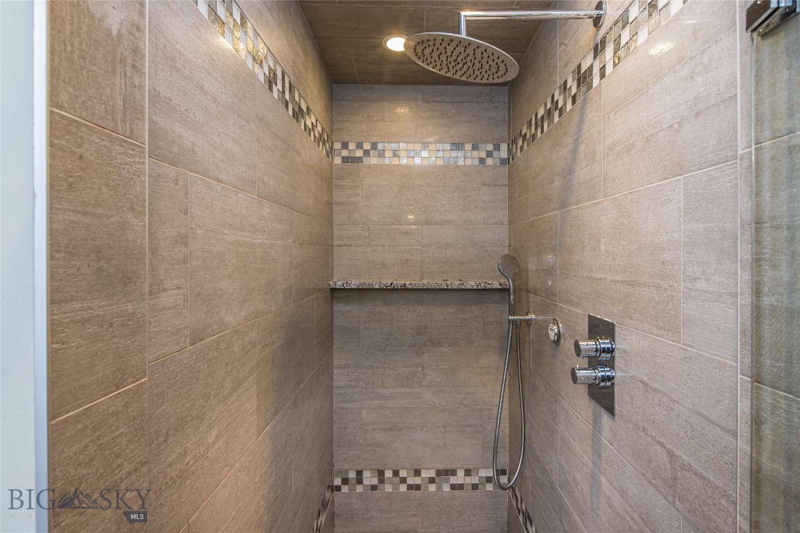 Black Eagle Lodge Condo - Residential