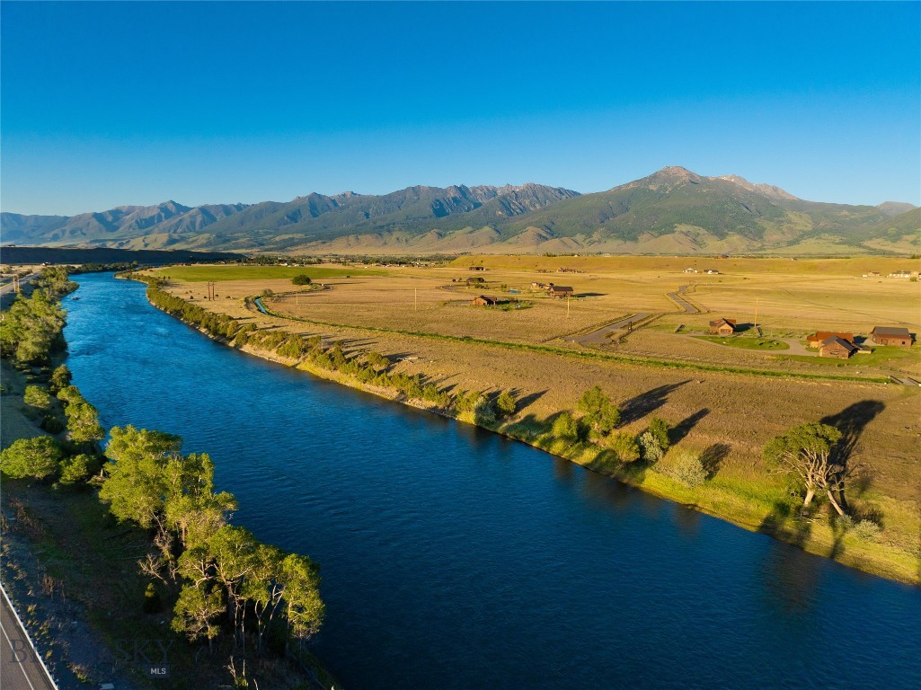 Yellowstone Trails Ranch - Residential