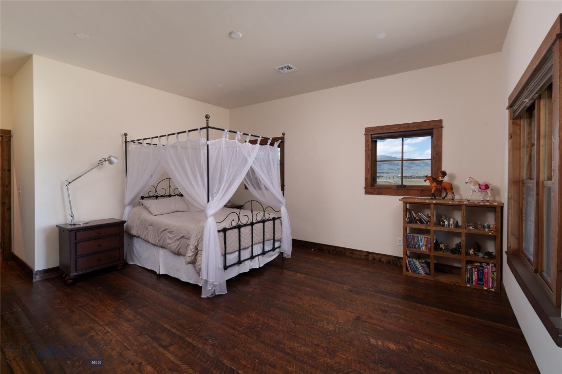 Yellowstone Trails Ranch - Residential