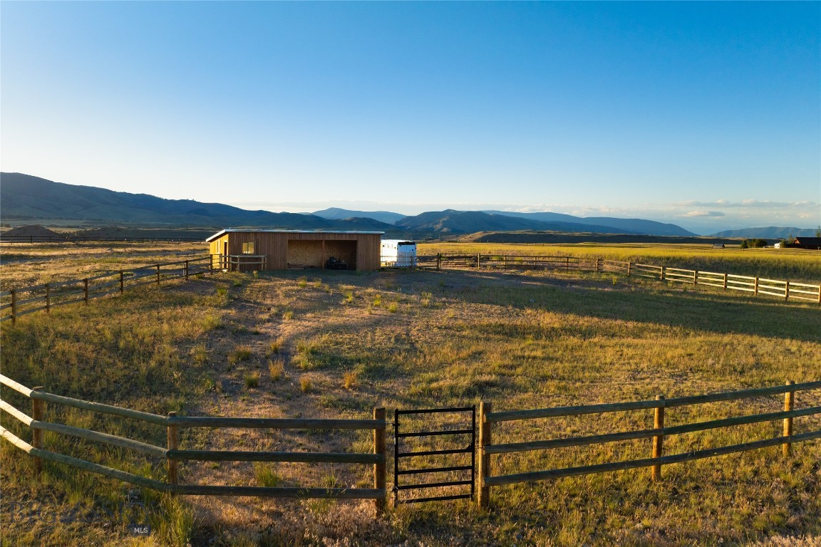 Yellowstone Trails Ranch - Residential