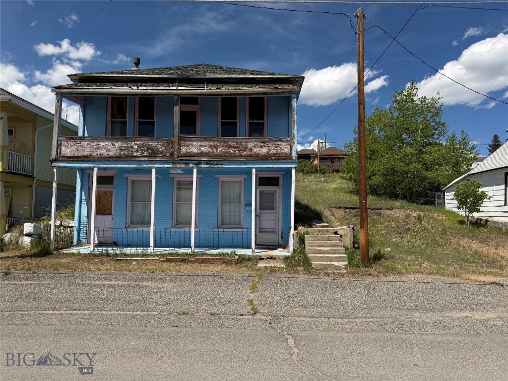 The property located at 19 E. Center Street in Butte, Montana, appears to have originally been configured as a duplex. The interior has been completely gutted down to the studs, with all existing plumbing and electrical systems removed, providing a blank slate for redevelopment. Situated on a spacious 6,000-square-foot lot, this property offers significant potential for renovation or reimagining. An investor or visionary buyer will appreciate the opportunity to transform this property into something exceptional. Much of the demolition work has already been completed, saving considerable time and effort during the renovation process. Due to its current condition, this property is being offered as a cash-only sale.