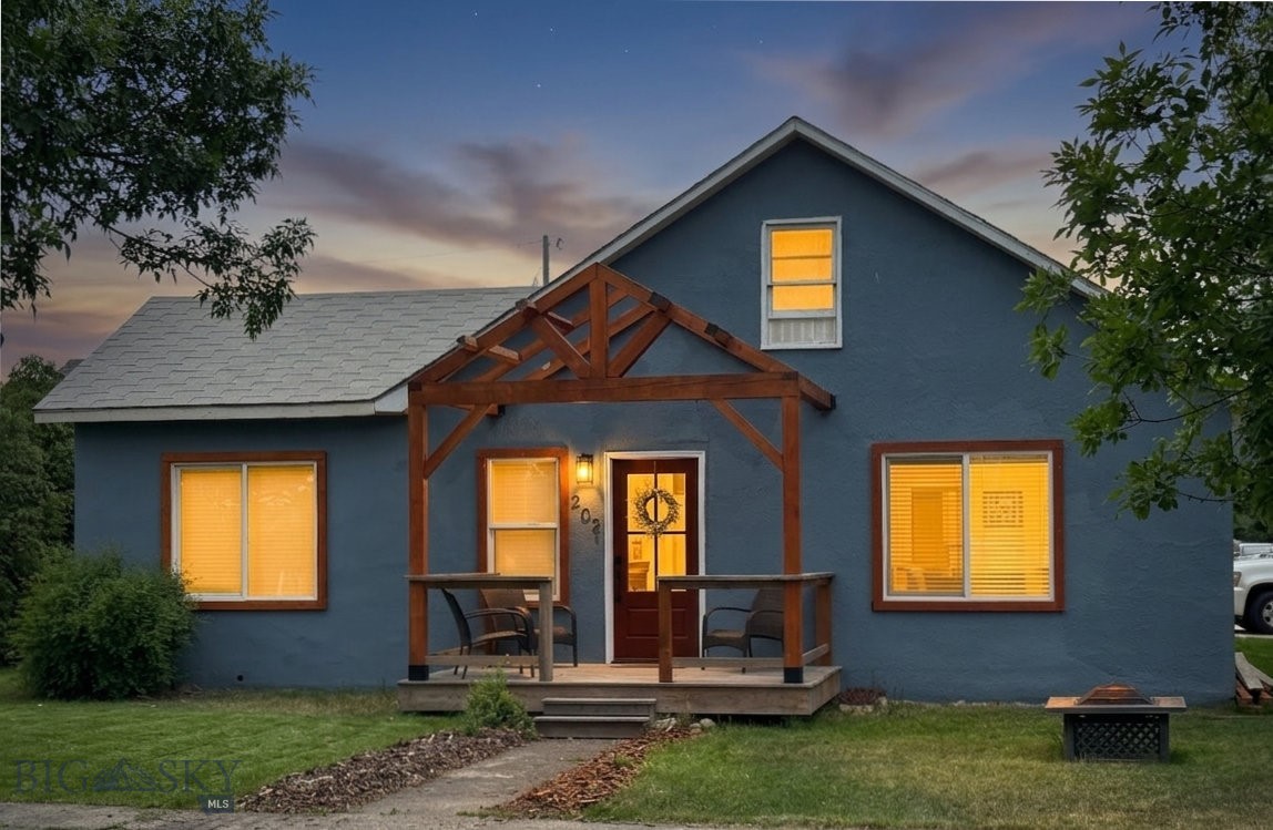 Charming & Upgraded Big Timber Turn-Key Home!
Welcome to 202 Busa Street, a beautifully modernized 2-bedroom, 2-bathroom residence offering the perfect blend of small-town Montana charm and sophisticated contemporary living. Nestled in a desirable Big Timber neighborhood, this property has been extensively upgraded with premium finishes and thoughtful details throughout.
Step inside to find a bright, open floor plan featuring a spacious living area that flows seamlessly into a fully renovated kitchen—perfect for hosting or quiet evenings at home. Both bathrooms have been completely refreshed with modern fixtures and stylish tile work. With two comfortable bedrooms, including a lovely master setup, there is plenty of room to stretch out. Every major detail has been meticulously updated, meaning you can move right in without lifting a finger. Enjoy being just minutes from downtown Big Timber, local schools, and world-class outdoor recreation. Schedule your private showing today to experience this upgraded gem for yourself!