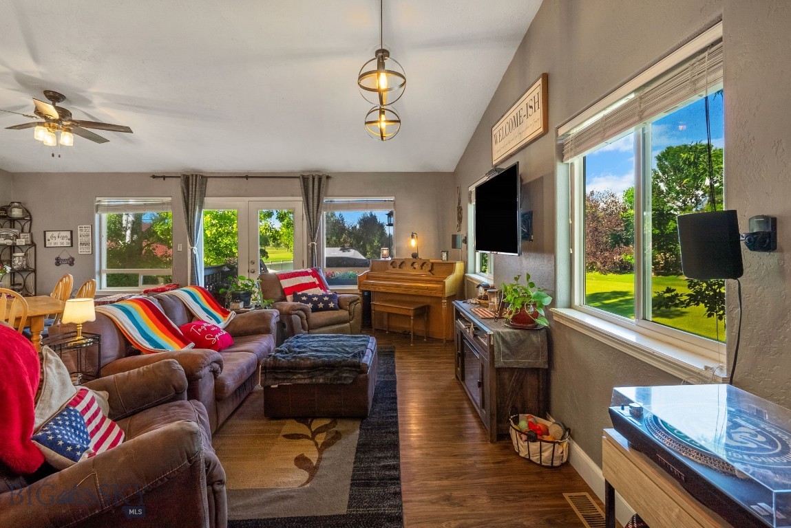 Fairway Vista - Residential