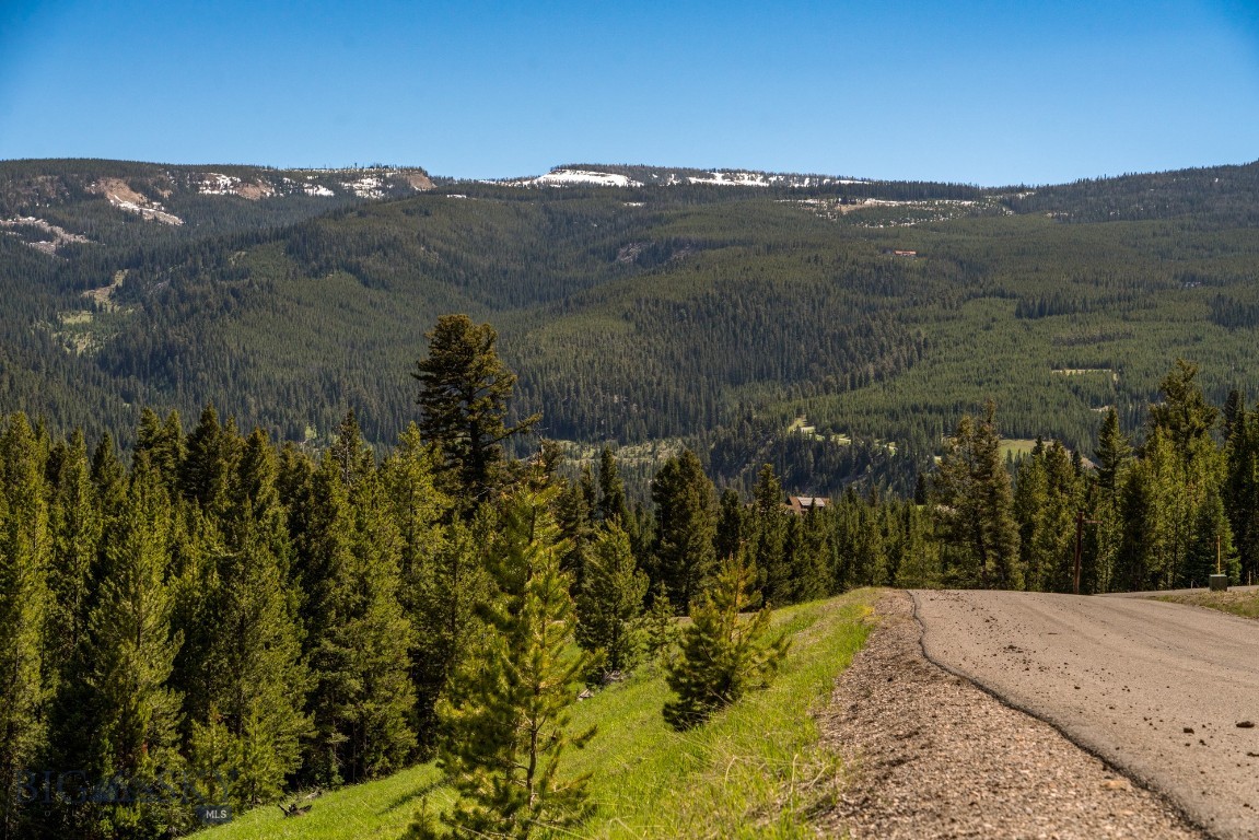 Ranches Neighborhood - Land