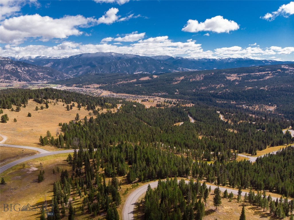 Ranches Neighborhood - Land