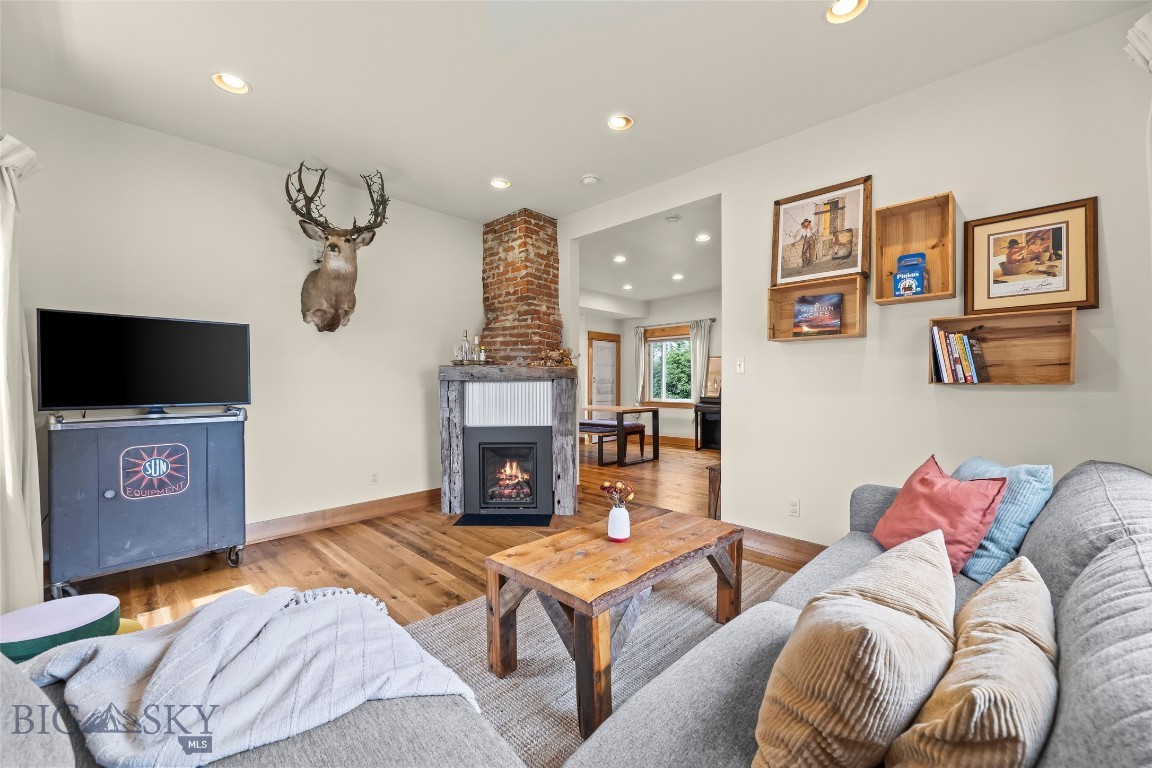Ferris Addition - Residential Income