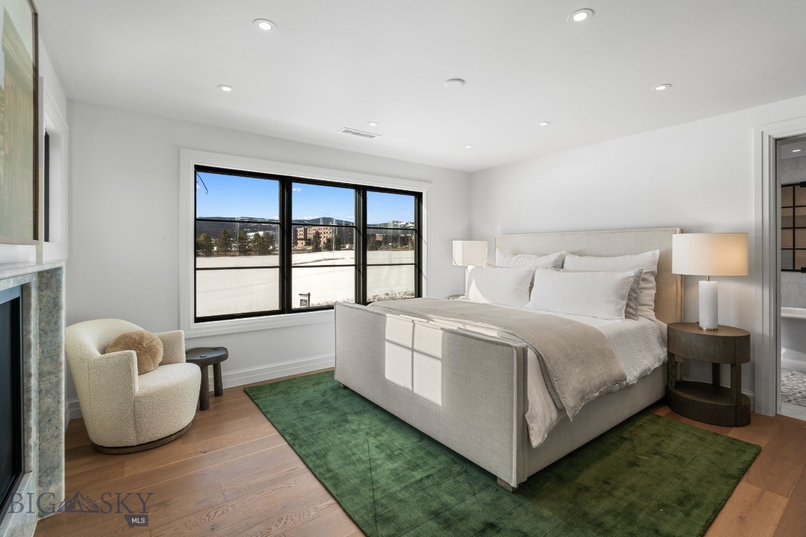 Yellowtail Residences Condominiums - Residential