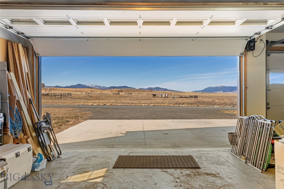 Valley Meadows - Whitehall - Residential