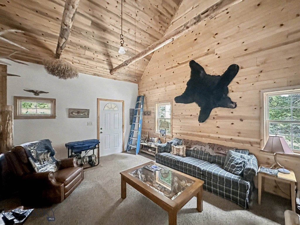 Shining Mountain Unit III - Residential