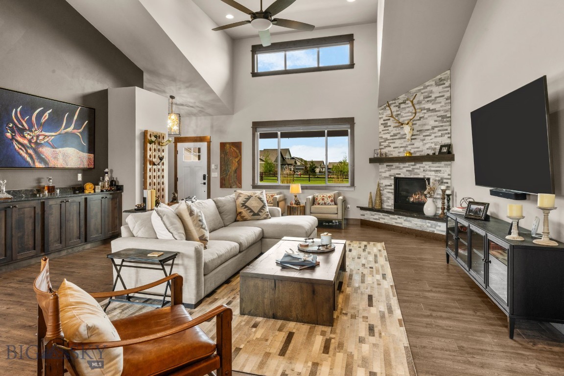 Pioneer Crossing - Residential