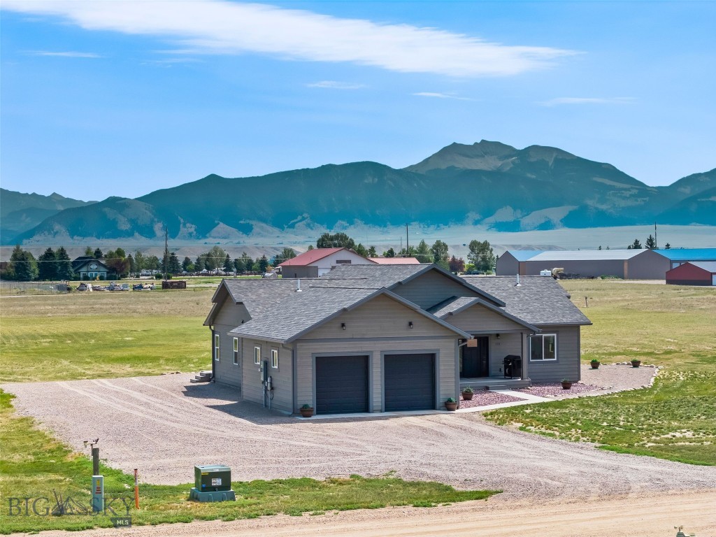 Sky View in Ennis - Residential
