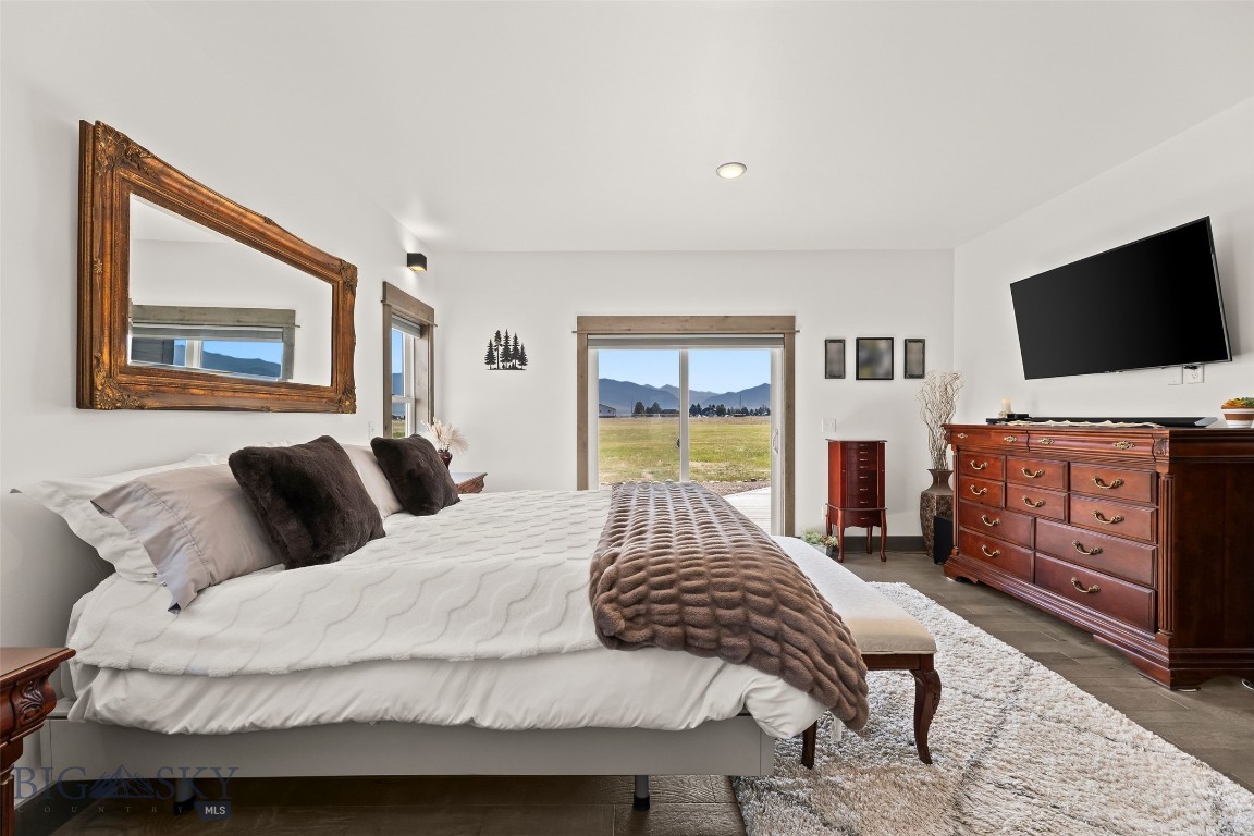 Sky View in Ennis - Residential