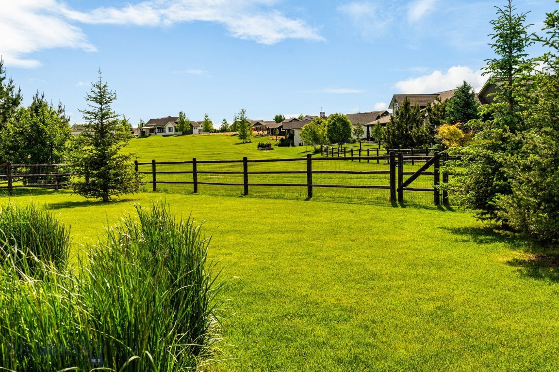 Middle Creek Parklands - Residential