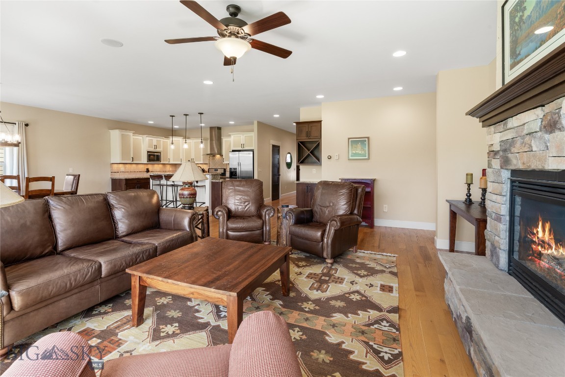 Middle Creek Parklands - Residential