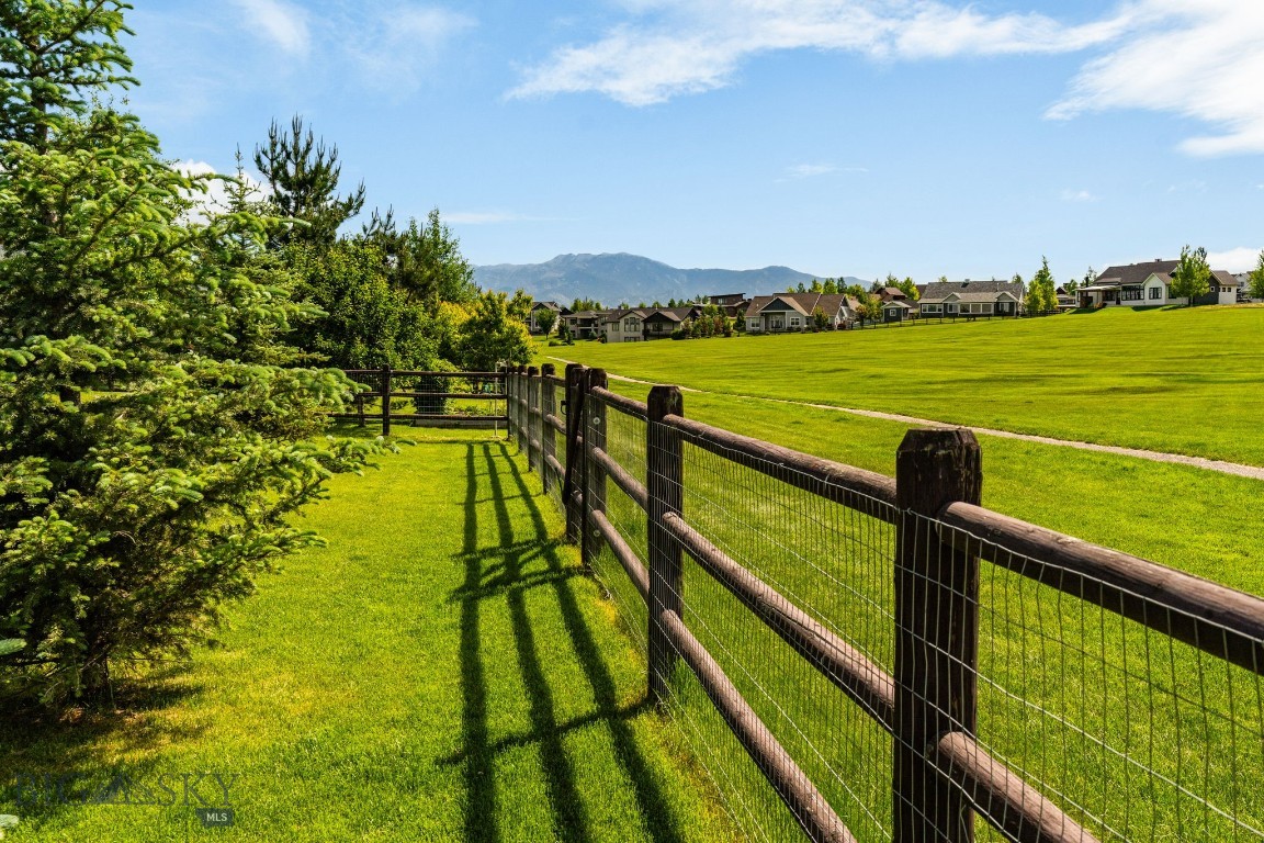 Middle Creek Parklands - Residential
