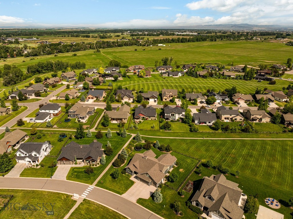 Middle Creek Parklands - Residential