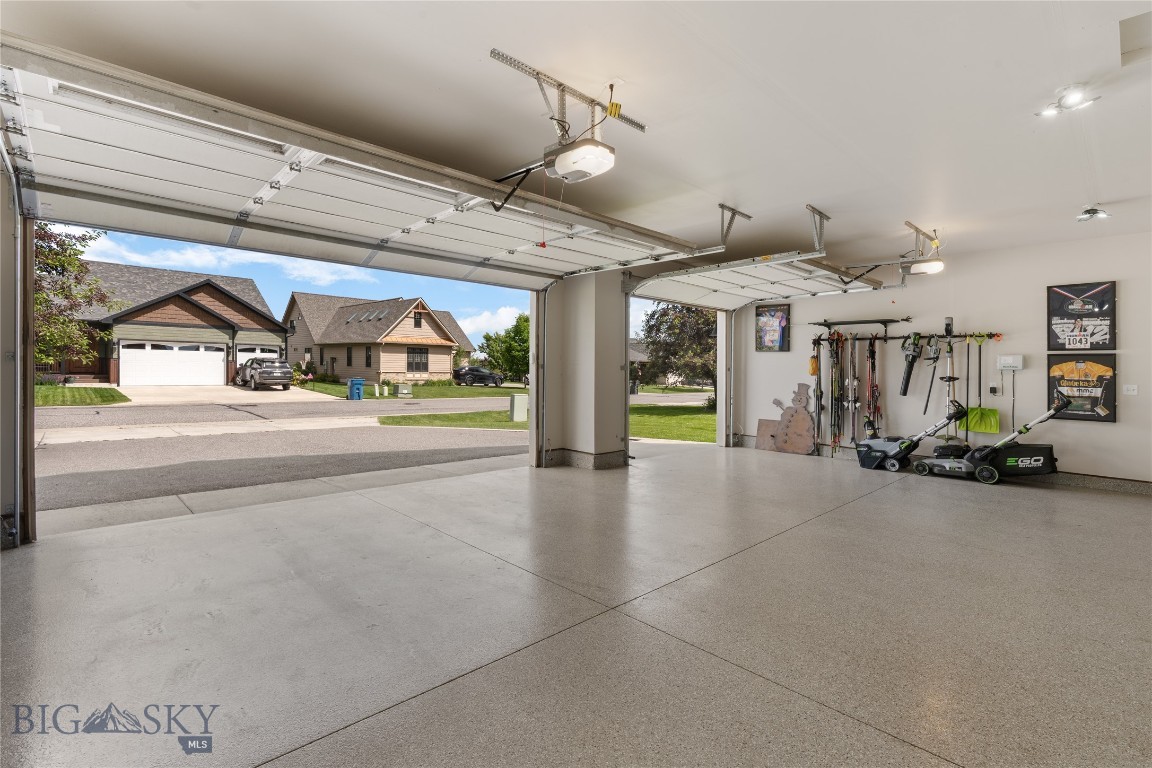 Middle Creek Parklands - Residential