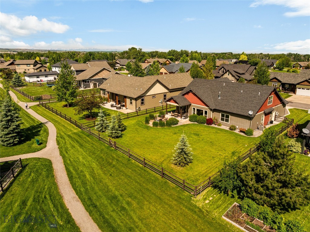 Middle Creek Parklands - Residential