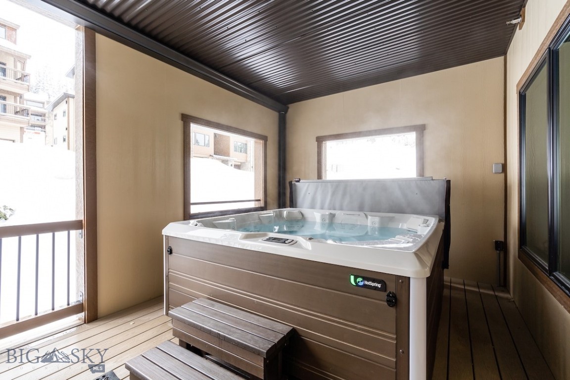 Beaverhead Condos - Residential