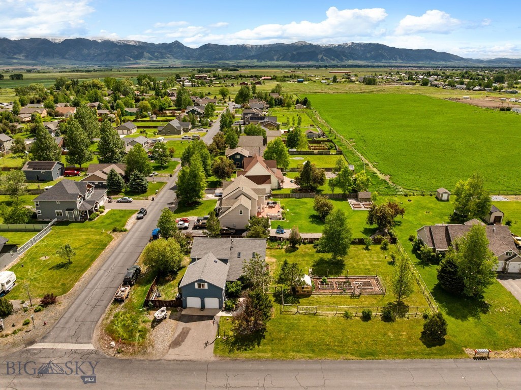 Four Dot Meadows - Residential