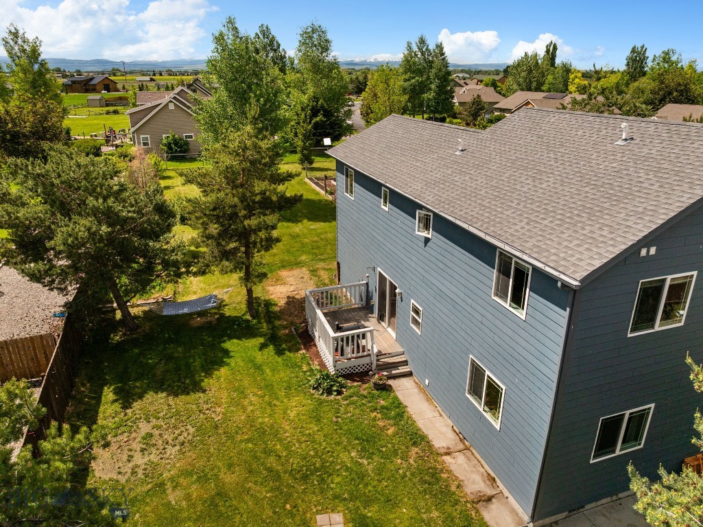 Four Dot Meadows - Residential