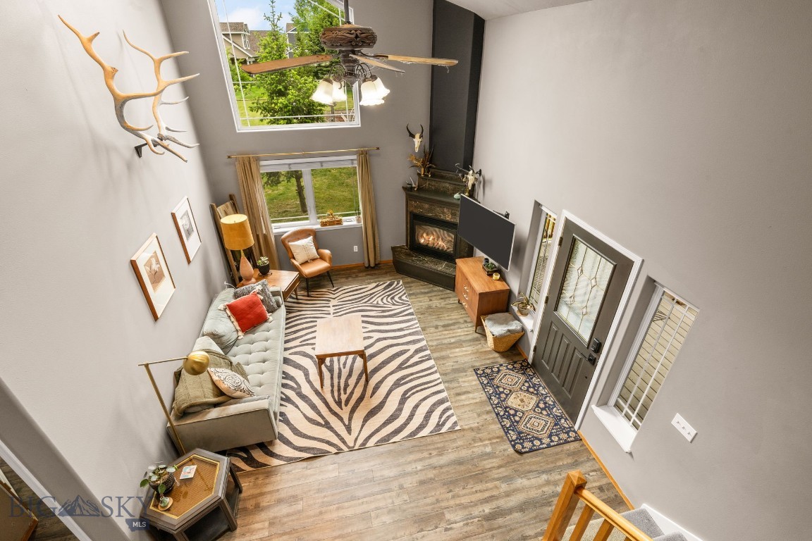 Four Dot Meadows - Residential