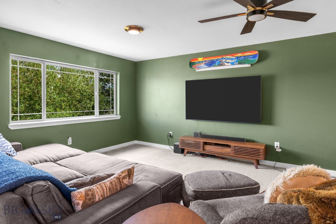 Four Dot Meadows - Residential