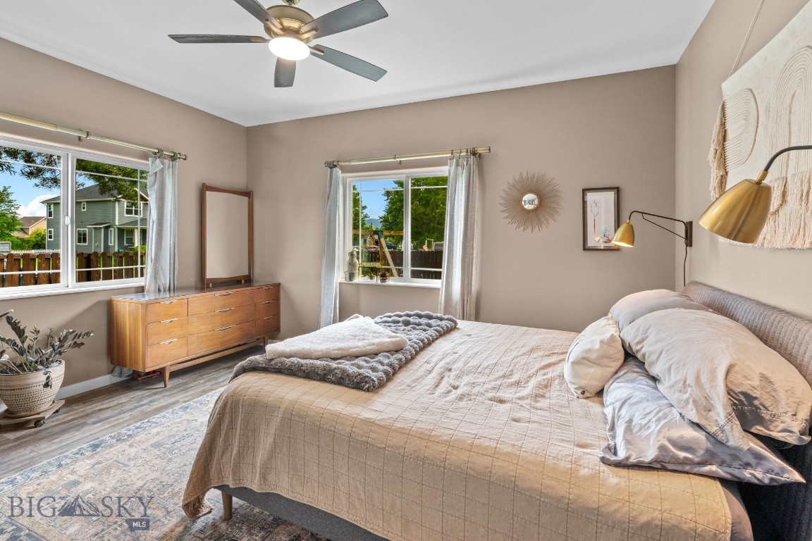 Four Dot Meadows - Residential