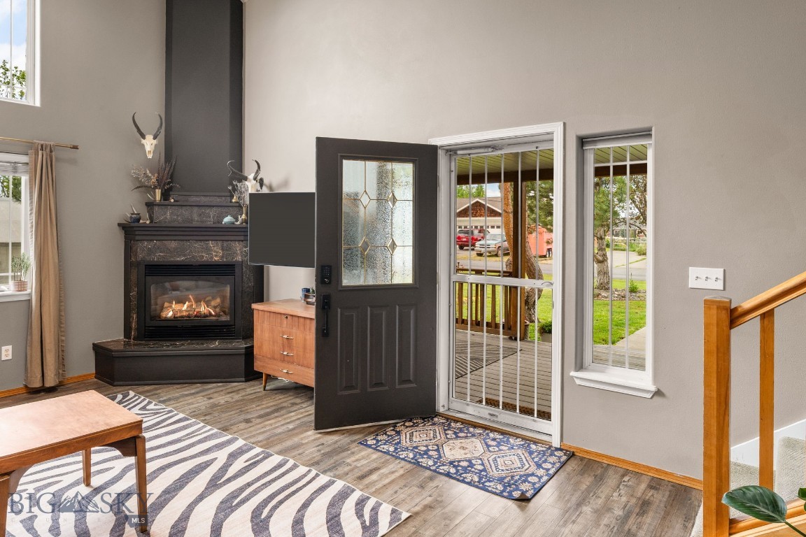Four Dot Meadows - Residential