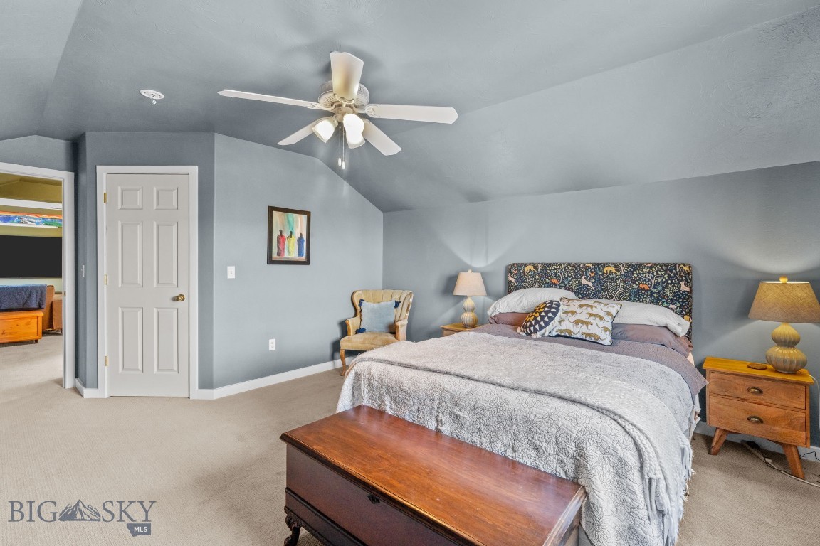 Four Dot Meadows - Residential