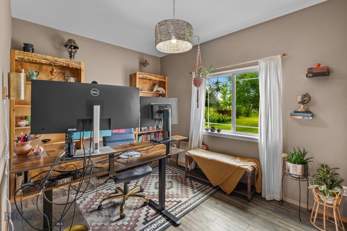 Four Dot Meadows - Residential