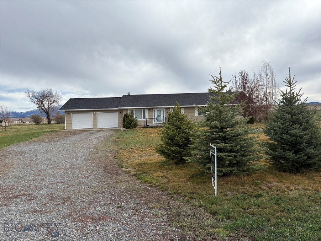 Lazy Acres - Residential