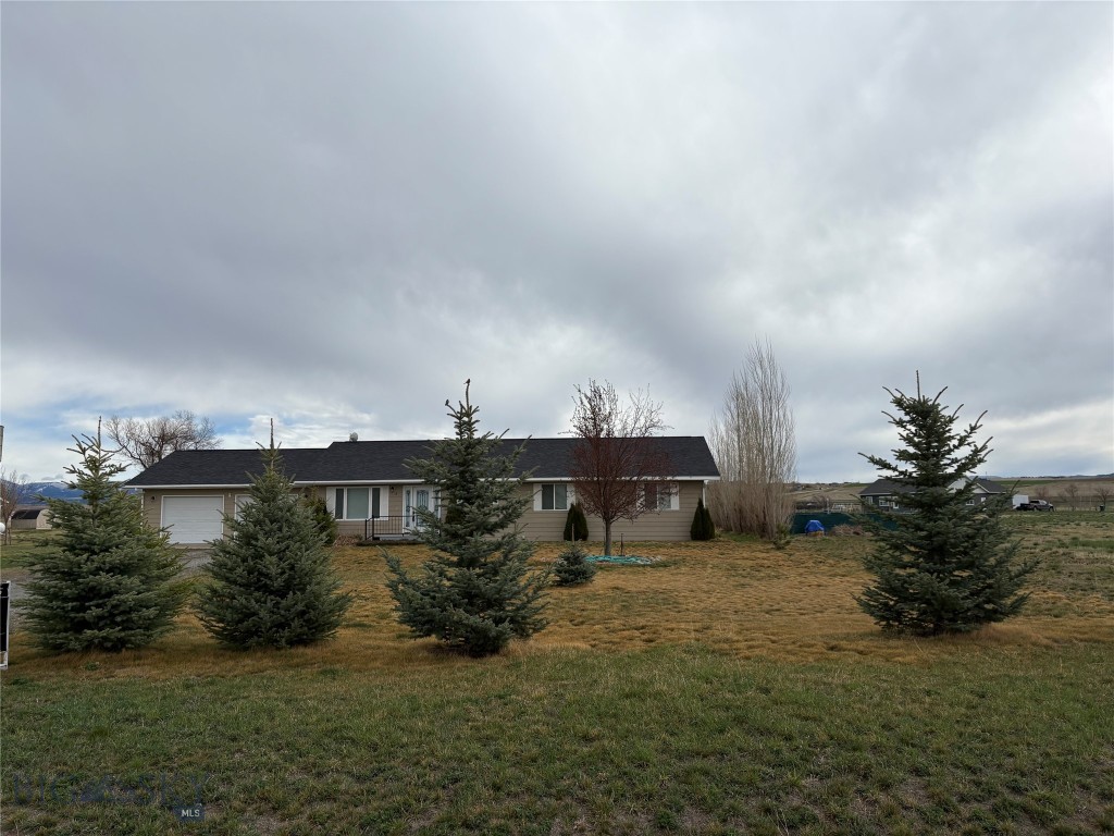 Lazy Acres - Residential