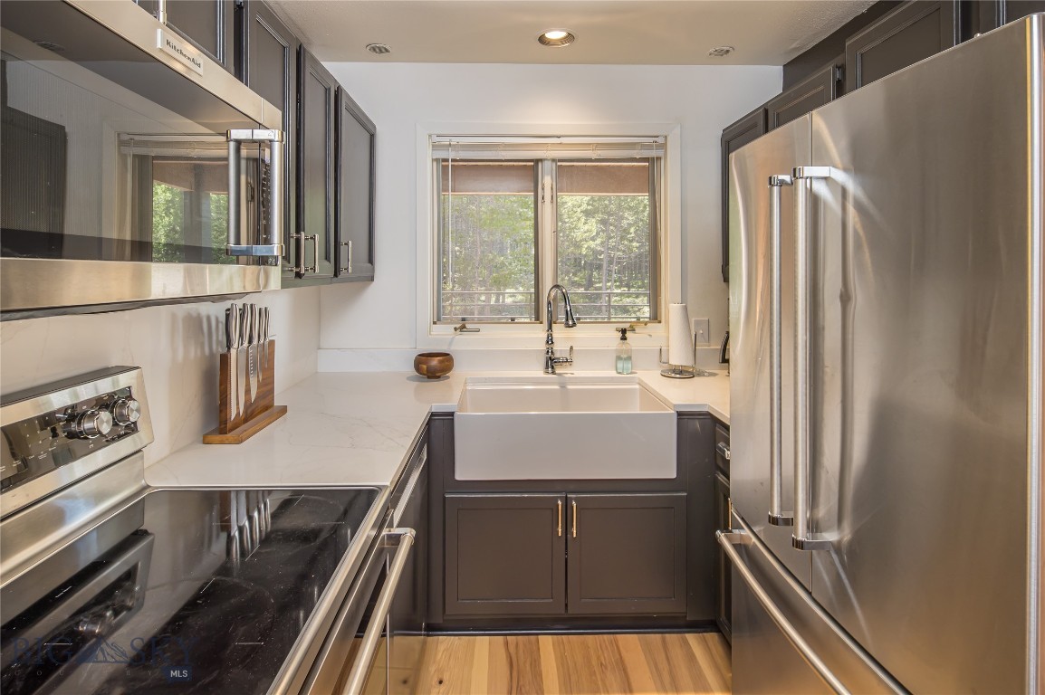 Snowflake Skycrest Condo - Residential