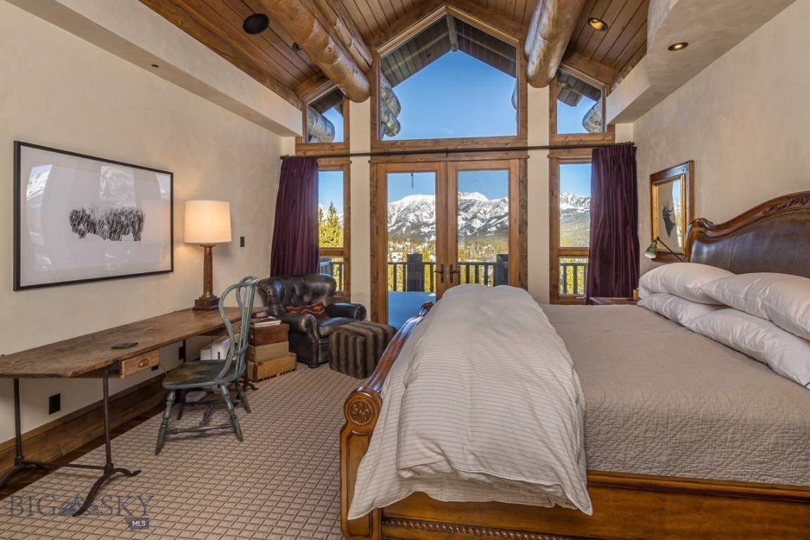 Diamond Hitch Of Ski Moonlight - Residential