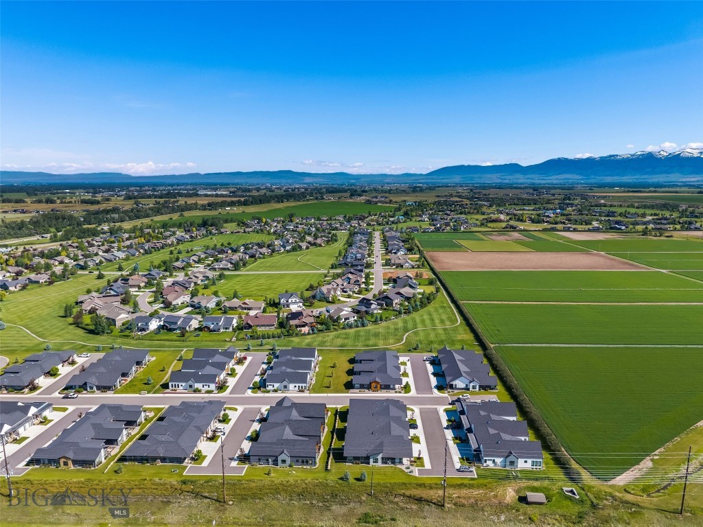 Middle Creek Parklands - Residential