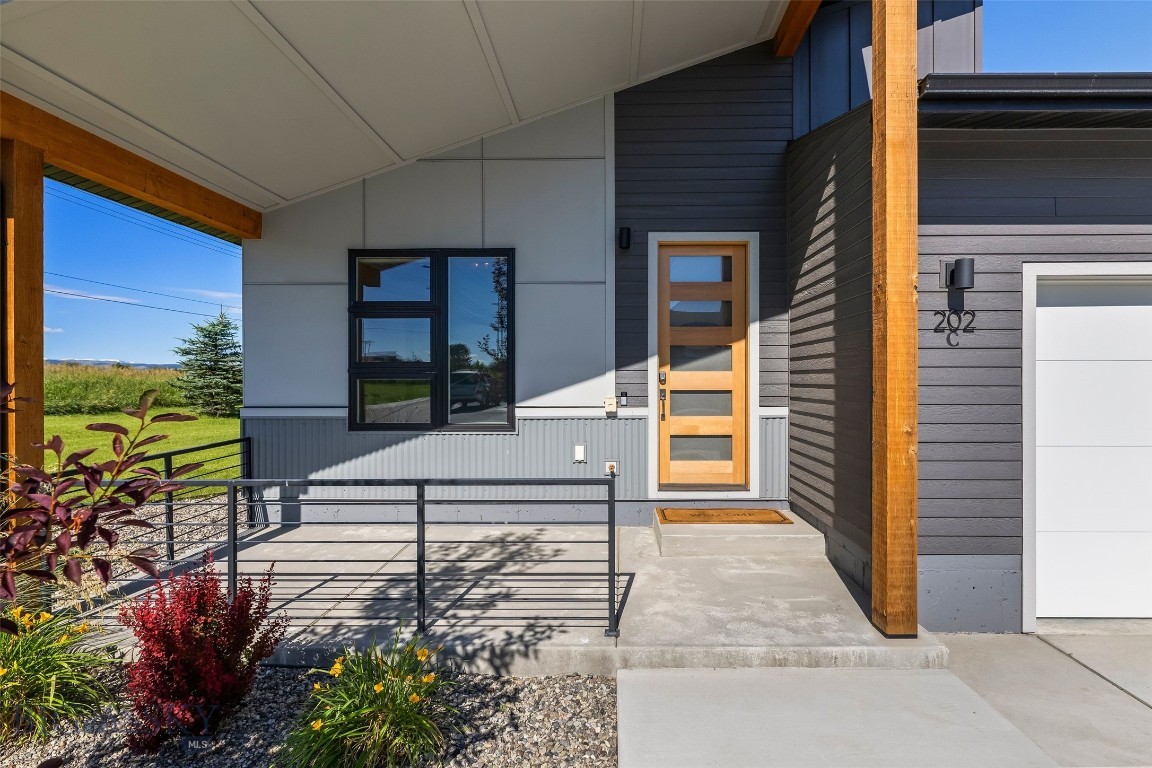 Middle Creek Parklands - Residential