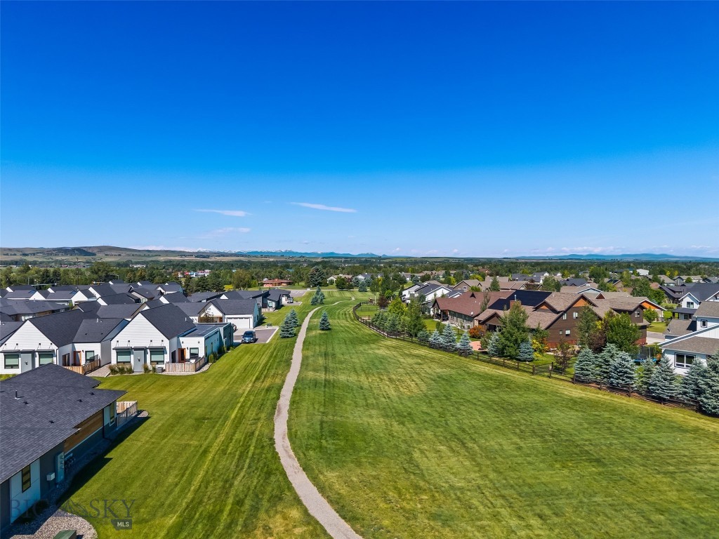 Middle Creek Parklands - Residential