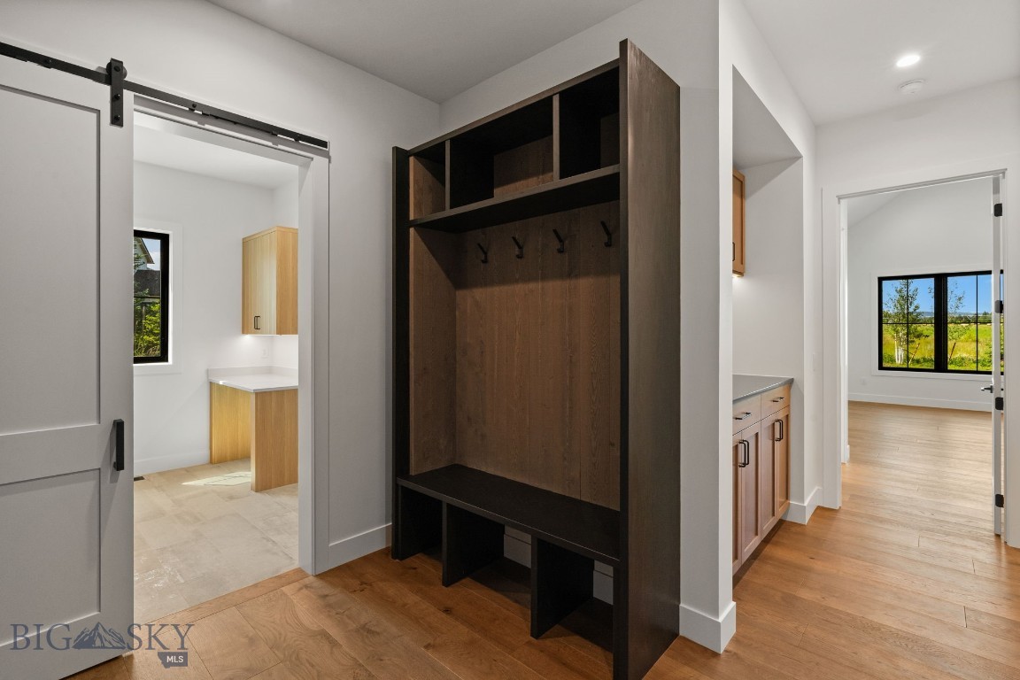 Home 40 - Residential