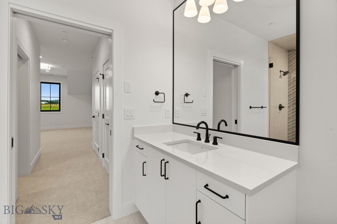 Home 40 - Residential