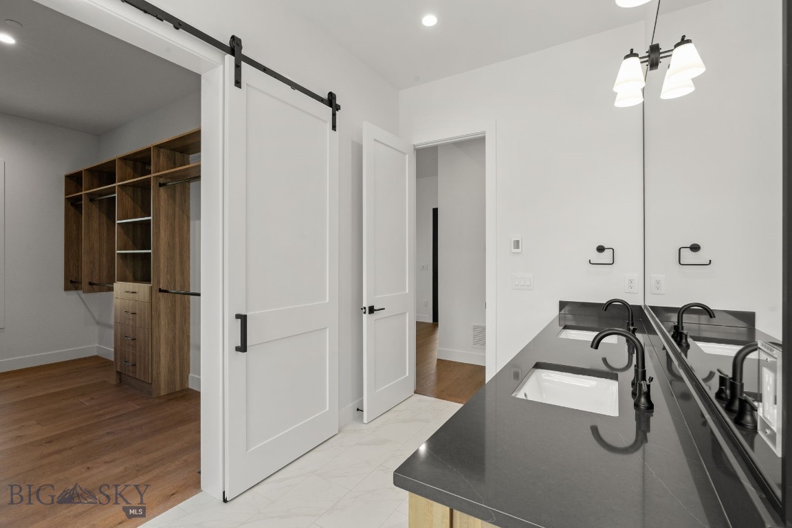 Home 40 - Residential