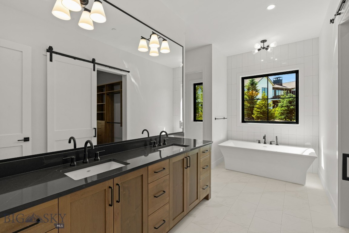 Home 40 - Residential